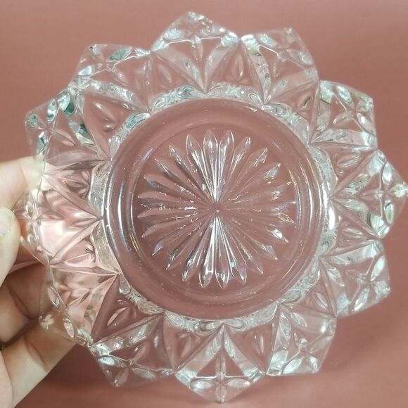 Federal Glass Petal 5 5/8" Round Bowl Dish 12-Point Star Flower Cross Starburst - Picture 3 of 8